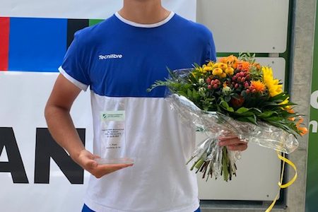Rot-Weiss Juniorenspieler Ben Stecker gewinnt zwei Titel!