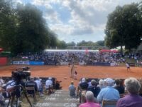 Unsere Asse auf Asche erspielen sich ein 3:3 gegen Bredeney!