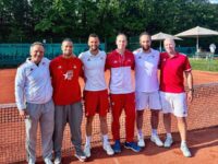 1. Tennisherren 40 feiern ersten Saisonsieg – Befreiungsschlag im Abstiegskampf!